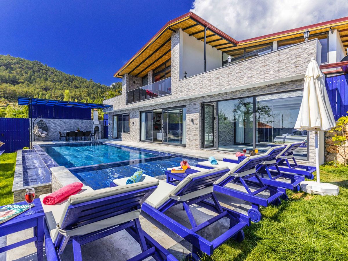 Şile Sahilinde 14 Odalı Satılık Butik Otel 2